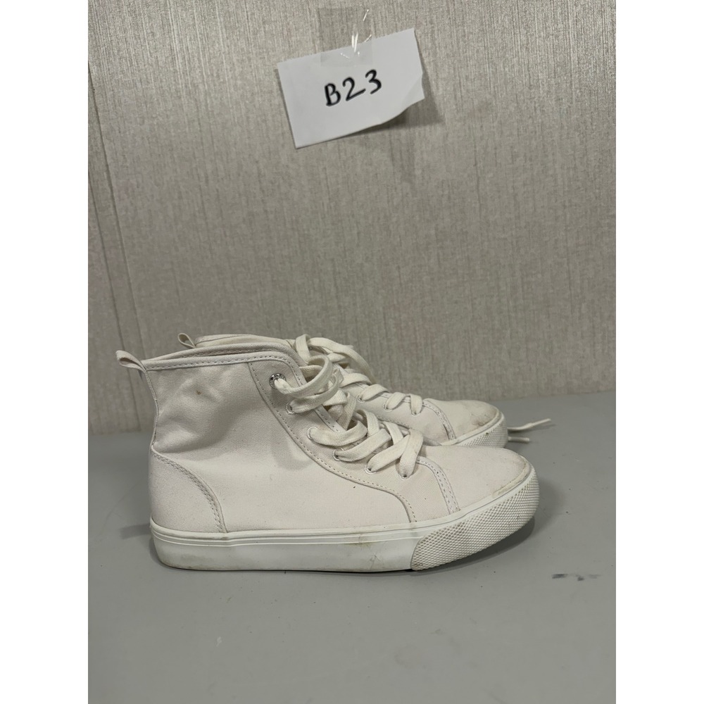 Old Navy High Top Sneaker Memory Foam Lace Up All White little boy Sneakers Sz 2